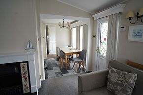 2 Bedroom two Bathroom Sunset Lodge Heachambeach