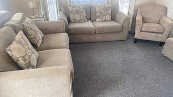 2 Bedroom two Bathroom Sunset Lodge Heachambeach