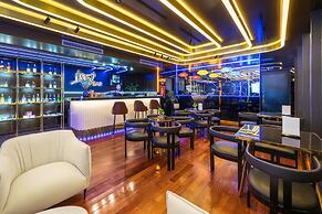 Golden Lotus Hotel Da Nang