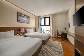 Golden Lotus Hotel Da Nang