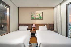 Golden Lotus Hotel Da Nang