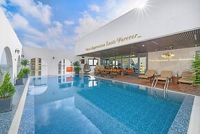Golden Lotus Hotel Da Nang