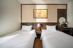 Golden Lotus Hotel Da Nang