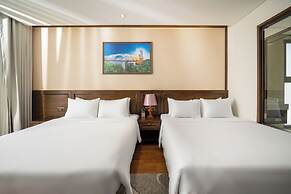 Golden Lotus Hotel Da Nang