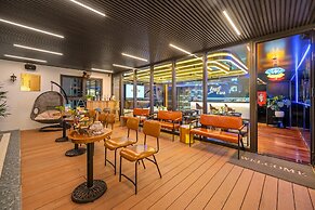 Golden Lotus Hotel Da Nang