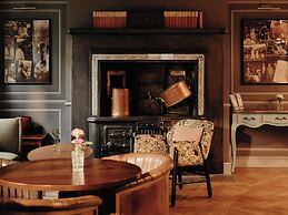 Morton Hotel