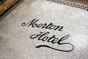 Morton Hotel