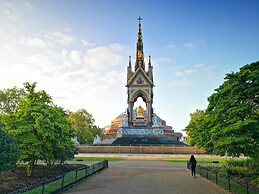 Lancaster Hall Hotel