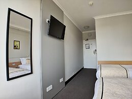 Lancaster Hall Hotel