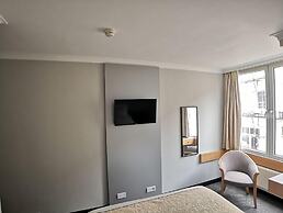 Lancaster Hall Hotel