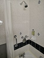 Lancaster Hall Hotel