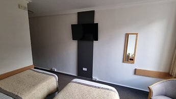 Lancaster Hall Hotel