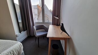 Lancaster Hall Hotel