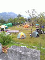 Macvano Accommodation Camping