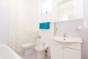 Spacious Apartment Janko