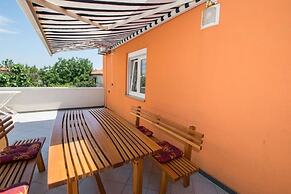 Spacious Apartment Janko