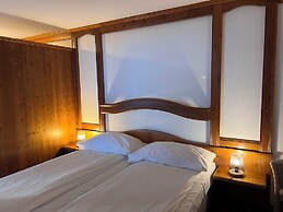Hotel Chalet Royal