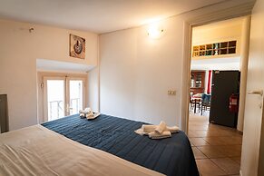 Holidaycasa Macca - Confortevole e con Vista Mare