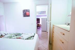 Holidaycasa Macca - Confortevole e con Vista Mare