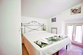 Holidaycasa Macca - Confortevole e con Vista Mare