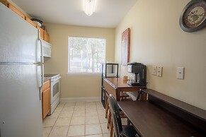 Oak Shores Studio 29