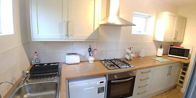 Spacious 3-bedroom House With Superfast Wi-fi