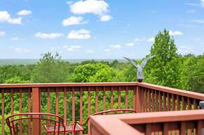 Treetop Retreat