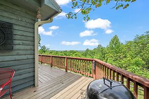 Treetop Retreat