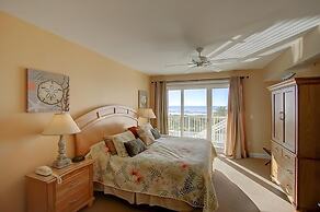 1010 Ocean Palms 103