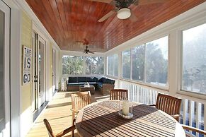 2602 Hartnett Boulevard