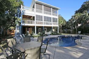 2602 Hartnett Boulevard