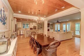 2602 Hartnett Boulevard