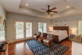 2602 Hartnett Boulevard