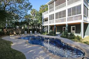 2602 Hartnett Boulevard