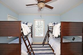 2602 Hartnett Boulevard