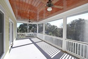 2602 Hartnett Boulevard