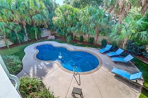 2602 Hartnett Boulevard