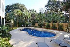 2602 Hartnett Boulevard