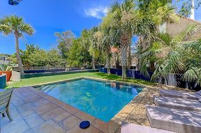 305 Carolina Boulevard