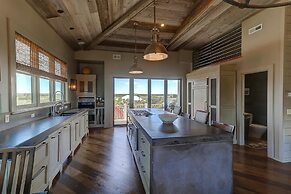 305 Carolina Boulevard