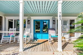 705 Carolina Boulevard