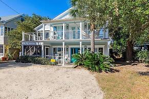 705 Carolina Boulevard