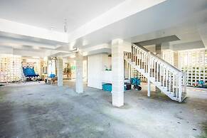 918 Carolina Boulevard