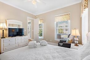 918 Carolina Boulevard