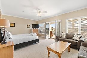 918 Carolina Boulevard