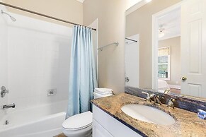 918 Carolina Boulevard