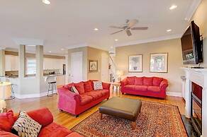 918 Carolina Boulevard