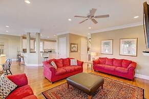 918 Carolina Boulevard