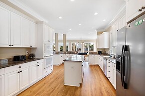 918 Carolina Boulevard