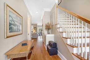 918 Carolina Boulevard